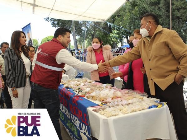 Impulsan Gobierno del Estado y Ayuntamiento de Huejotzingo empleo para mujeres