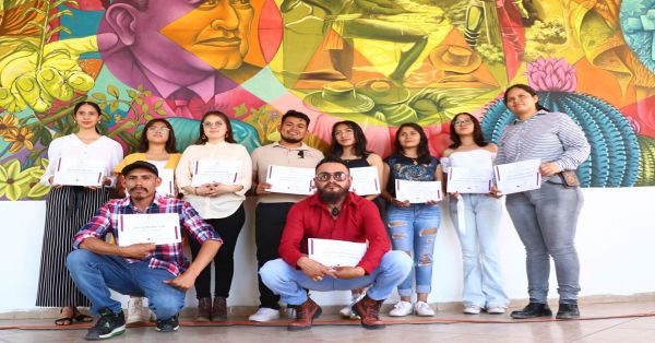 Inauguran mural en Chiautla de Tapia