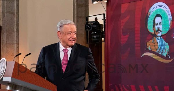 Acusa AMLO que método de selección de candidato de la oposición deja afuera a los ciudadanos