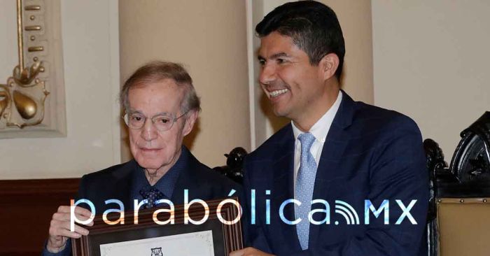 Destapa Jos&eacute; Ram&oacute;n Fern&aacute;ndez a Eduardo Rivera