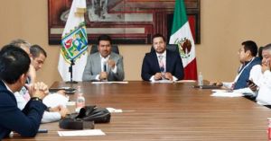 Realizan tercera mesa metropolitana; abordan regularización de venta de alcohol