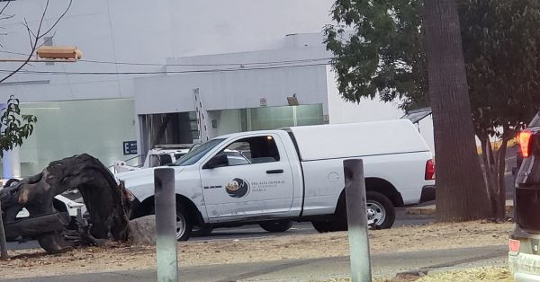 Reportan balacera en Xonacatepec; atacan casa y queman dos pipas