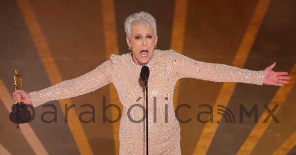 Obtiene Jamie Lee Curtis su primer Oscar con “Todo en todas partes al mismo tiempo”