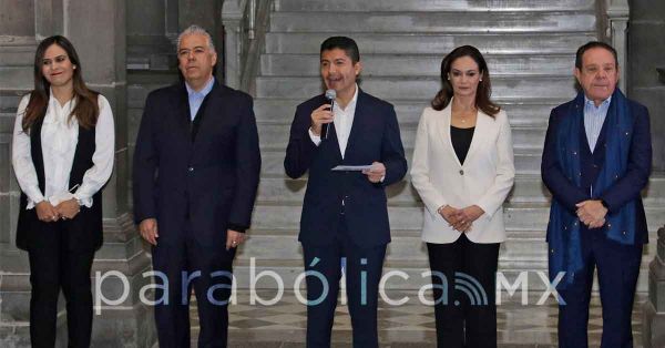 Presenta el Gobierno municipal medidas anticorrupci&oacute;n con empresarios