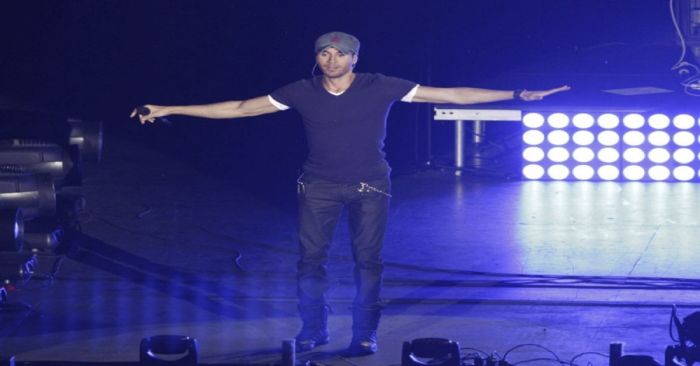 Cancela Enrique Iglesias presentación en Tecate Emblema 2023