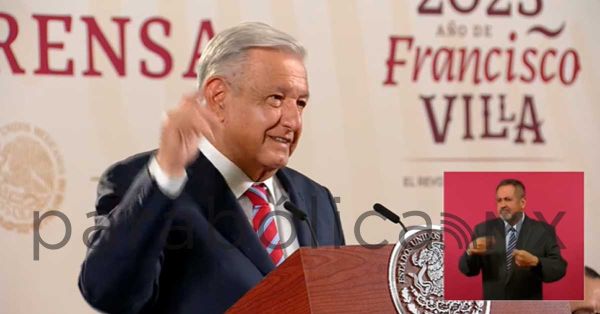 Aspirantes a la presidencia pueden asistir a medios "conservadores": AMLO