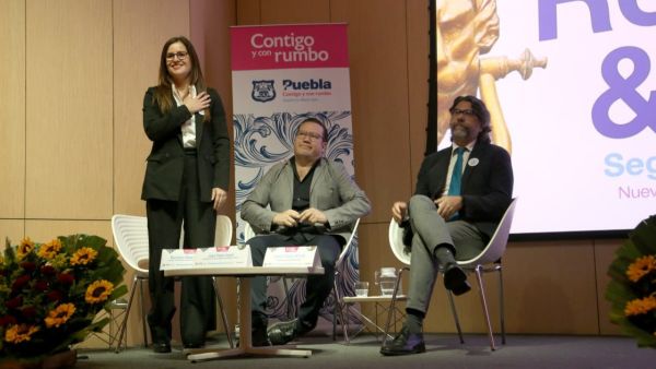 Premia Ayuntamiento de Puebla nuevas formas de rehabilitar centro histórico
