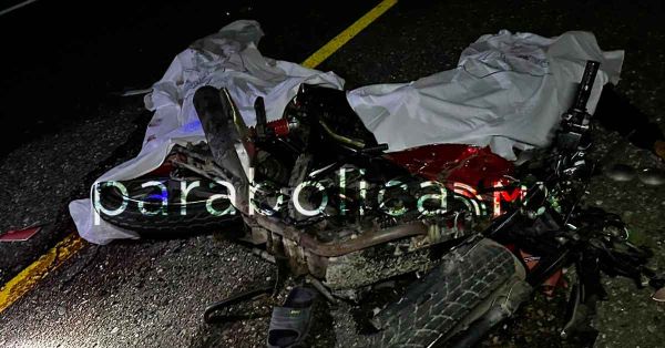 Mueren motociclistas atropellados en la carretera Chiautla de Tapia-Chila de la Sal
