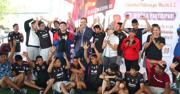 Realiza voluntariado del Congreso clase masiva de "Zumba con Causa"