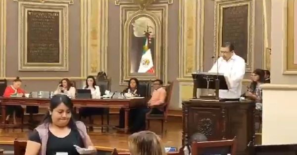 Retira Congreso reforma impulsada por Alc&aacute;ntara