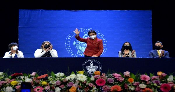 Realizan ceremonia de egresados del Complejo Regional BUAP Sur