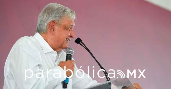 Reconoce AMLO defensa de la tierra en Texcoco