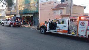 Controlan fuego en domicilio de Jardines de San Manuel