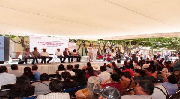 Abre gobierno estatal tercera generación de profesionalización para cooperativas