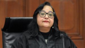 Celebra AMLO decisión de Norma Piña para destinar fideicomisos a damnificados de Guerrero