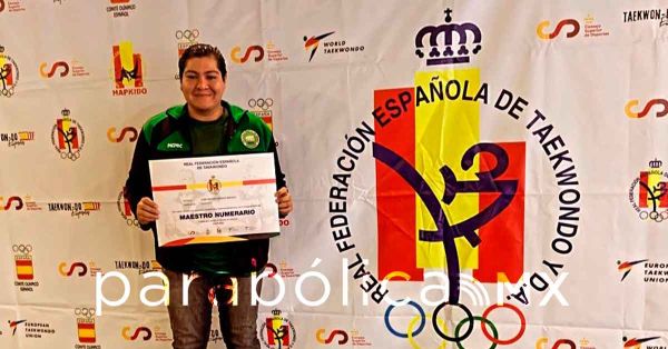 Brilla José Antonio Méndez Briones en Congreso de Taekwondo realizado en España