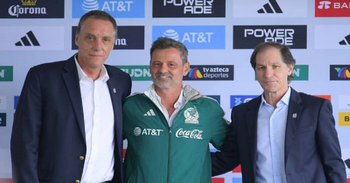 Explican directivos elecci&oacute;n de Diego Cocca como DT del Tricolor