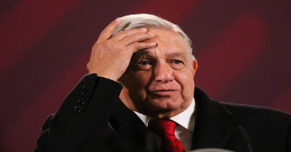 Deberá UNAM hacer público título del presidente López Obrador
