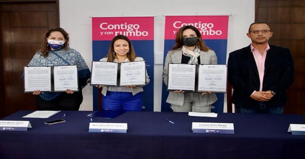 Firma SMDIF convenio de colaboraci&oacute;n con la Asociaci&oacute;n Civil Autismo Puebla