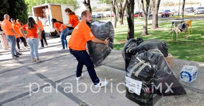 Entrega DIF municipal cinco toneladas de apoyos para damnificados de Turquía y Siria