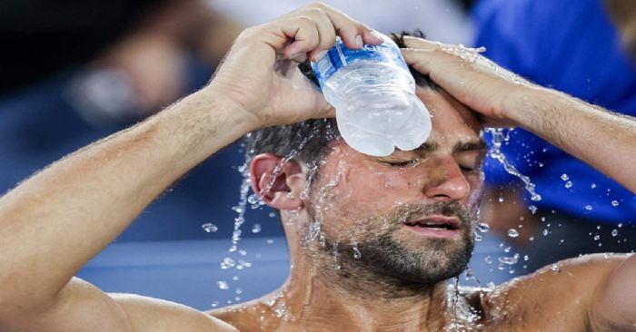 Levanta polémica la bebida de Novak Djokovic en final de Cincinnati