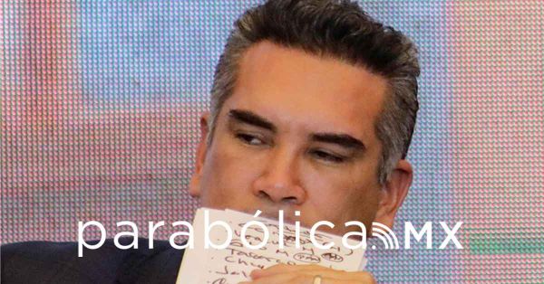 Ofrece Alito Moreno su respaldo&nbsp;a Eduardo Rivera P&eacute;rez