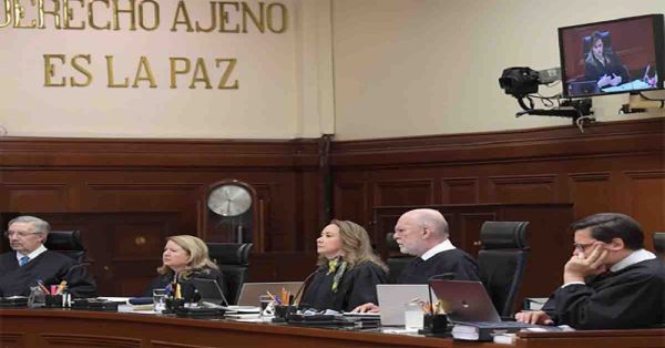 Analizan Jueces federales ampararse contra el pago de servicios postales