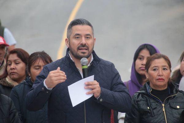 Descarta Ad&aacute;n Dom&iacute;nguez solicitudes de licencia de funcionarios municipales
