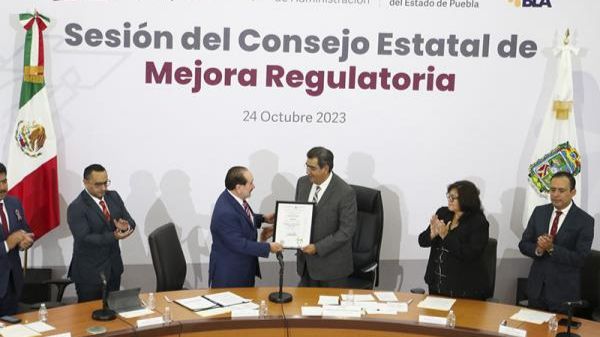 Tiene Puebla un gobierno estatal transparente, que promueve digitalización: Sergio Salomón