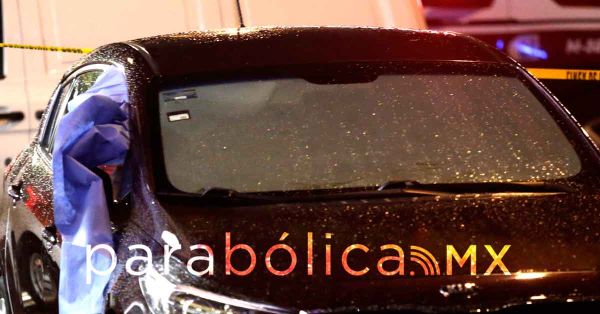 Muere hombre en su veh&iacute;culo por causas naturales en la junta auxiliar de Zaragoza