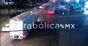 Deja 4 detenidos persecución contra ladrones de un vehículo en Puebla capital