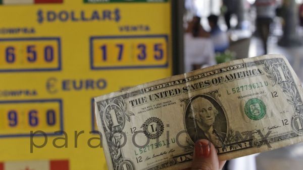 Lavan dinero del narco con envío de remesas: Reuters