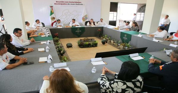 Pide Sergio Salomón a alcaldes seguir invirtiendo en seguridad pública