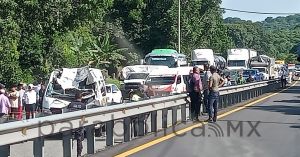 Deja accidente en Chiapas un muerto y cuatro extranjeros lesionados