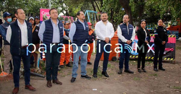 Se limpian 252 kilómetros de vialidades por semana: Adán Domínguez