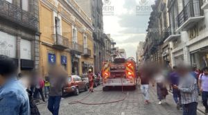 Se incendia taqueria en pleno Centro Histórico