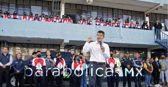 Necesaria la suma de todos por la seguridad en las escuelas: Eduardo Rivera