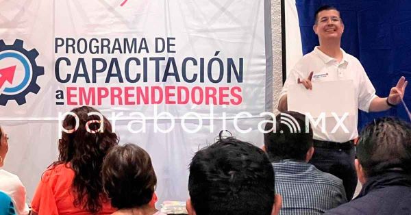 Capacita ayuntamiento a emprendedores en temas de contabilidad y estados financieros