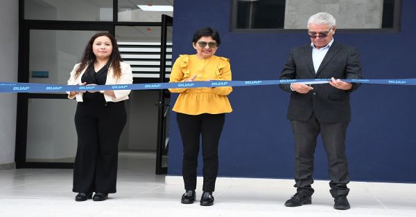 Inauguran laboratorios en la Facultad de Ciencias de la Comunicación de la BUAP