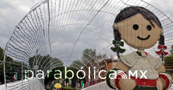 Encender&aacute;n este viernes 9kms de adornos por las Fiesta Patrias en Puebla capital