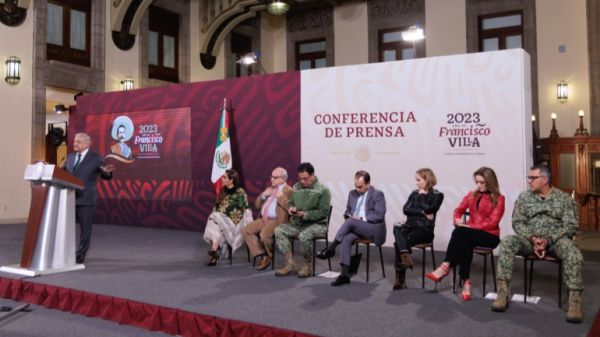 Propone AMLO extender plazo de debate sobre reducción de jornada laboral