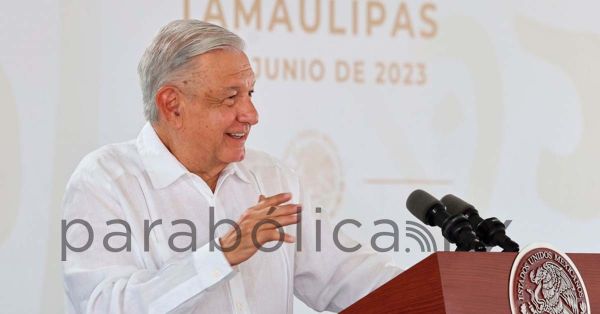 Anuncia AMLO acuerdo con Grupo México por tramo de vías férreas