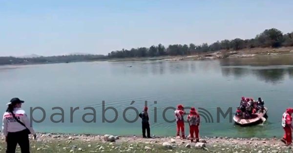 Rescatan cadáver de Ángel, joven que se ahogó en el Lago de Guadalupe, en Cuautitlán Izcalli