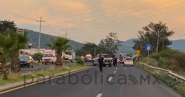 Termina con quemaduras chofer de pipa en gasolinera de Izúcar