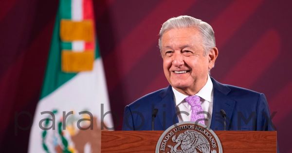 Conmemora López Obrador el 104 aniversario luctuoso de Emiliano Zapata