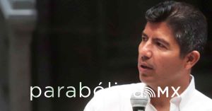 Deben locatarios de mercados cumplir sus contribuciones: Eduardo Rivera