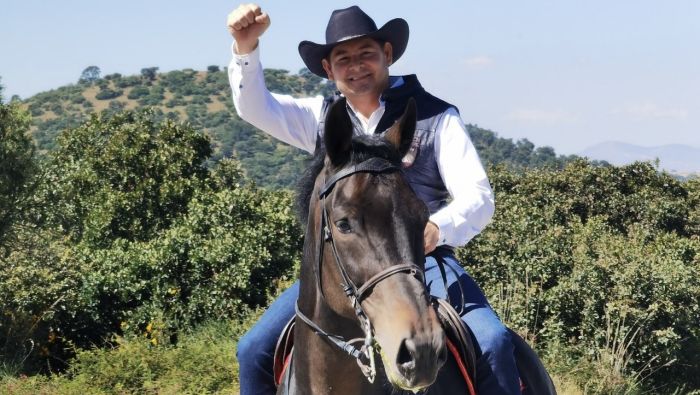 Llama Armenta a fortalecer el legado y obra de AMLO