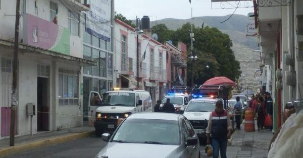 Asesinan a cuentahabiente dentro del Bancomer de Tecamachalco