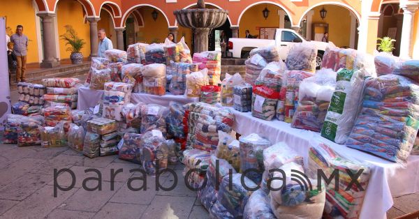 Entrega Congreso alimentos reunidos en carrera "Por Amor al Prójimo"