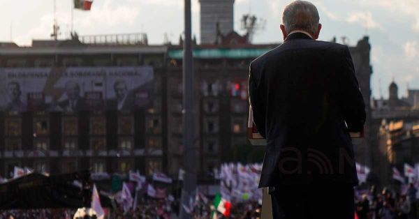 Descarta Presidencia acarreados en mitin por Expropiación Petrolera